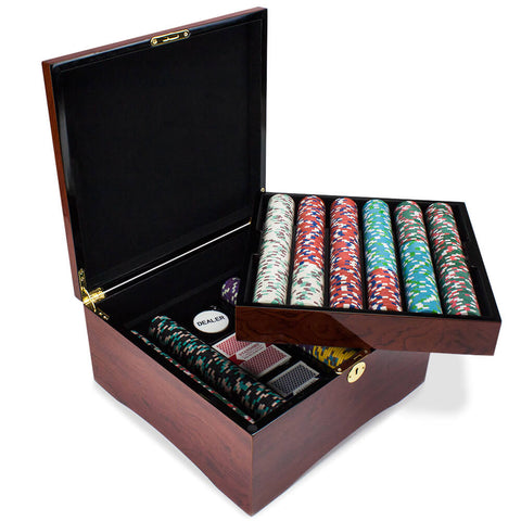 Image of Showdown 750ct Claysmith Gaming 13.5g Chip Set in Mahogany Case